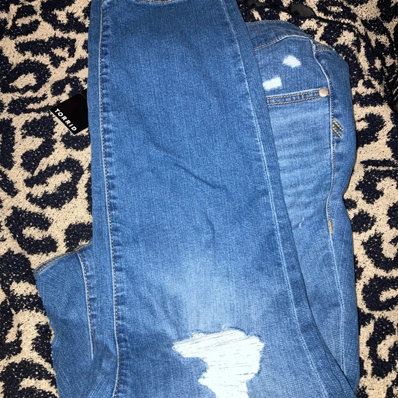 Torrid Perfect Skinny Ankle Vintage Jeans - Picture 11 of 12